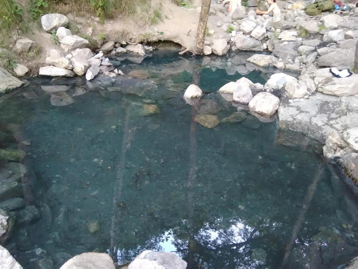 Chalet Bois Au Milieu Des Pyrenees LʼHospitalet-près-lʼAndorre Εξωτερικό φωτογραφία